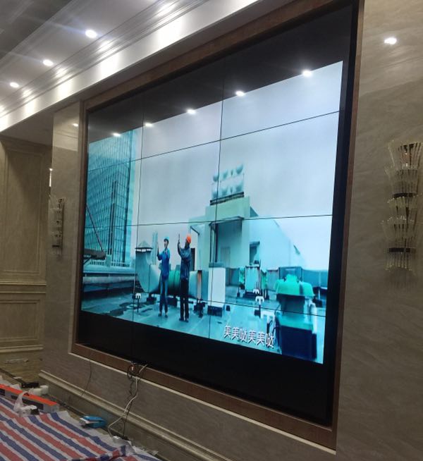 營(yíng)銷(xiāo)中心液晶拼接屏