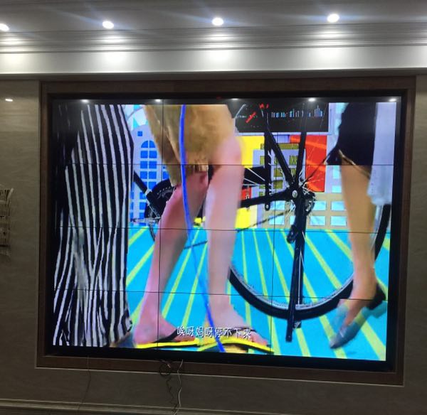 營(yíng)銷(xiāo)中心液晶拼接屏